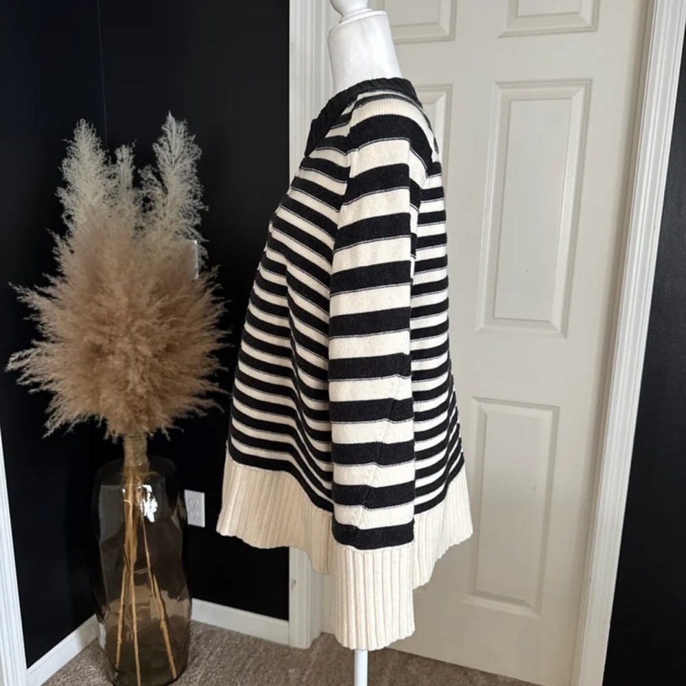 Anthropologie Maeve The Chandler Crew-Neck Relaxed Pullover Sweater
sz Medium - Picture 9 of 12